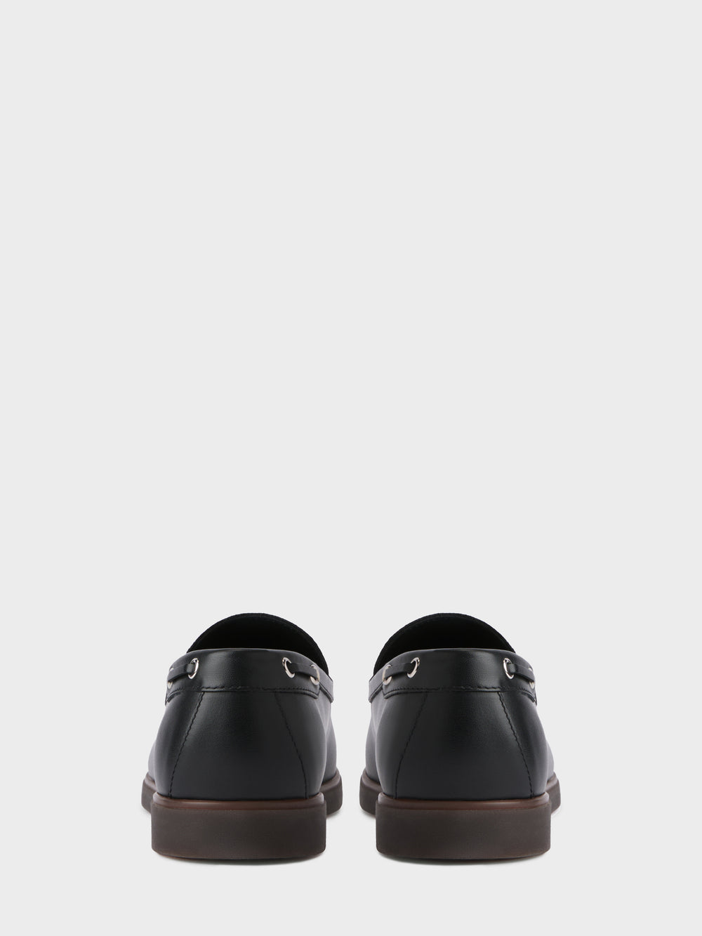 THE MAUI STUDS MOCCASIN