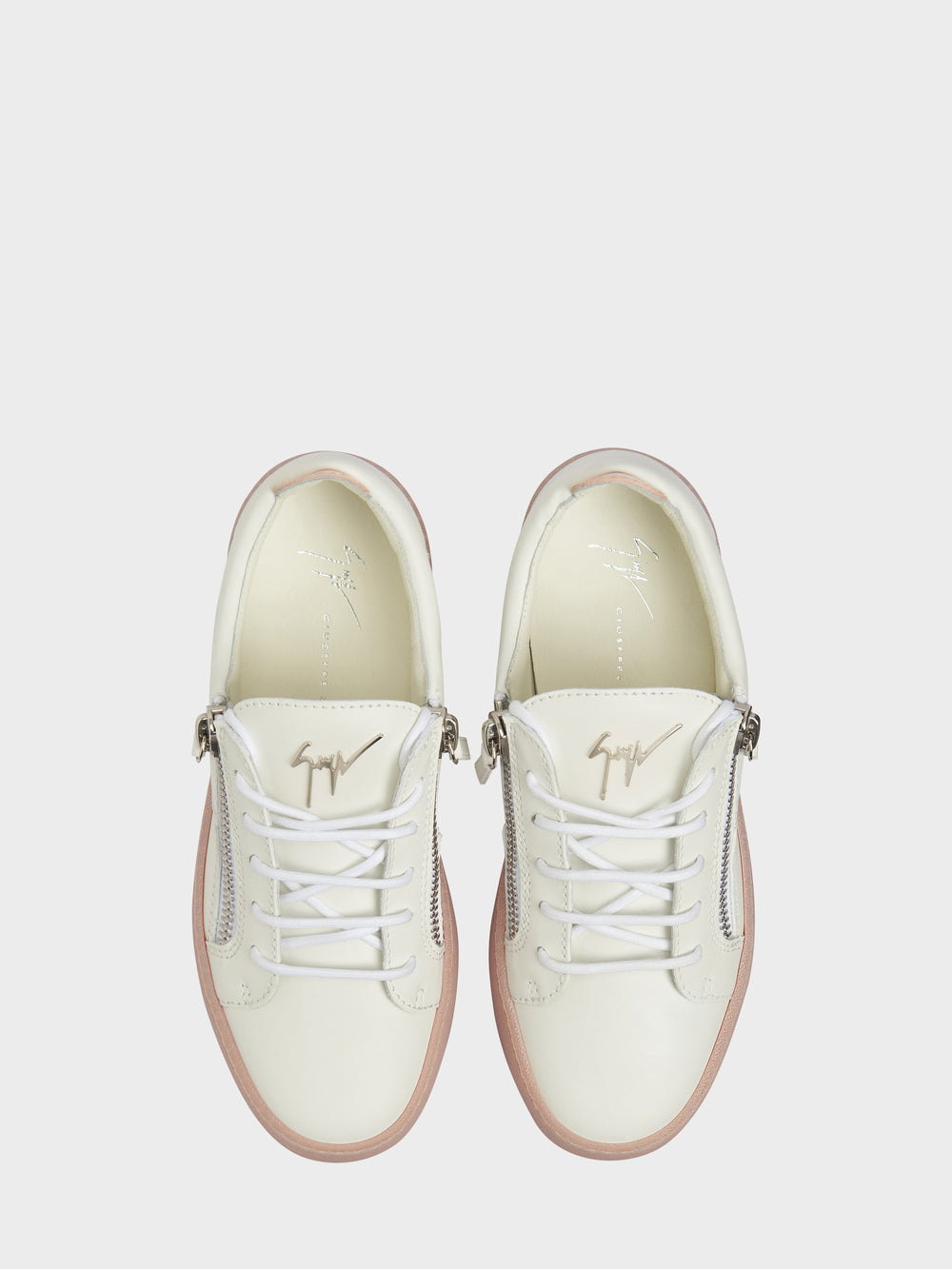 GAIL LOW TOP