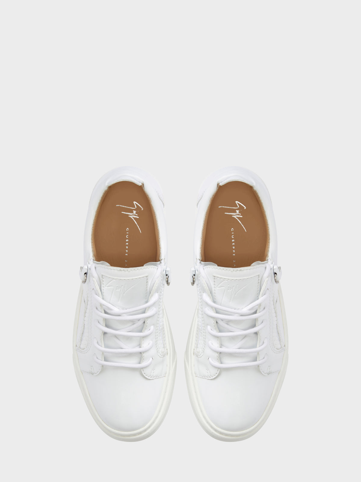 GAIL LOW TOP