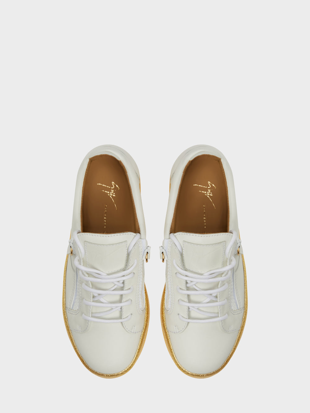 GAIL LOW TOP