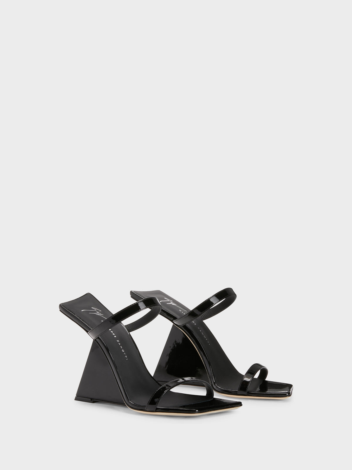 LILII BOREA WEDGE