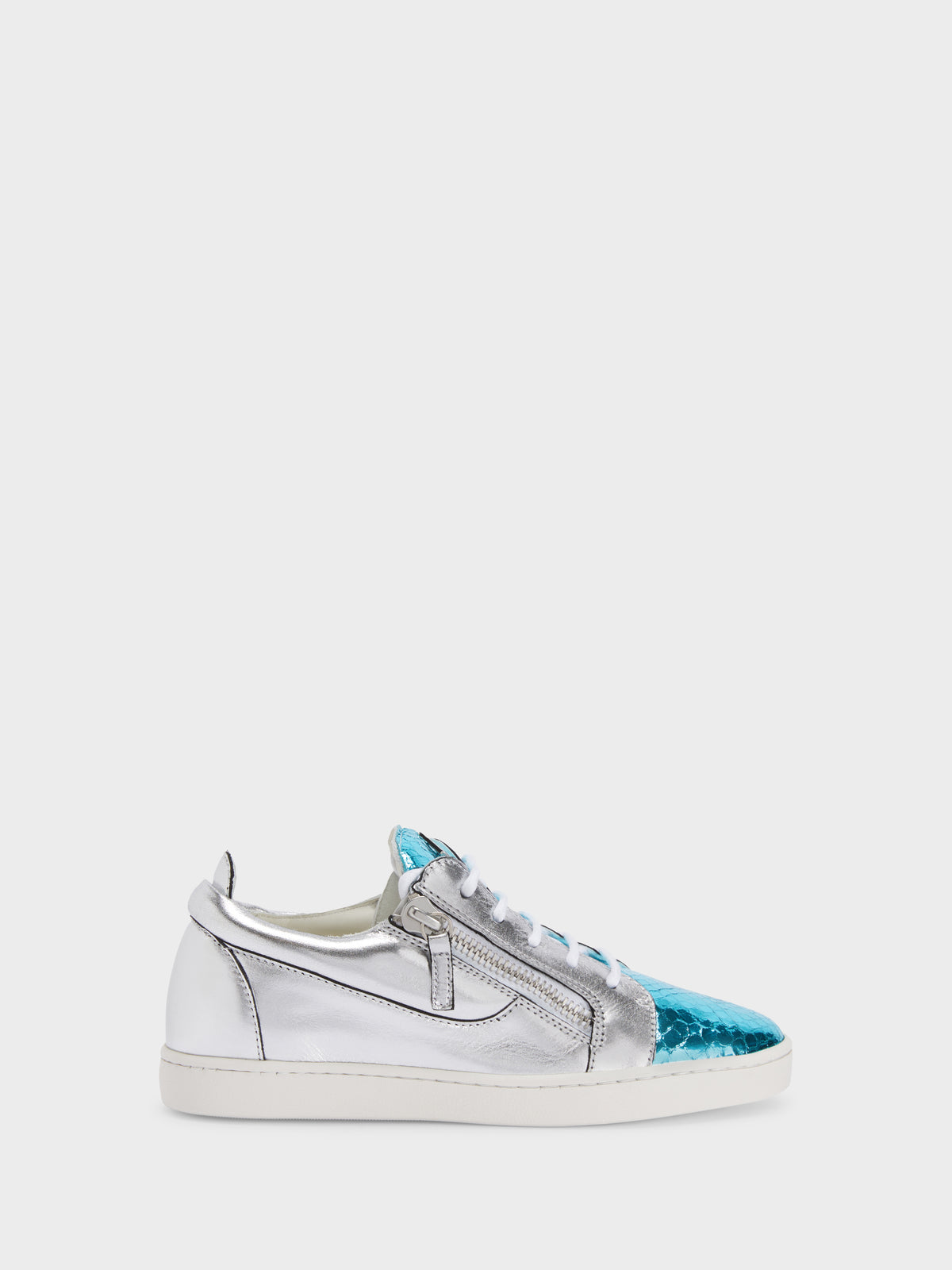 NICKI LOW TOP