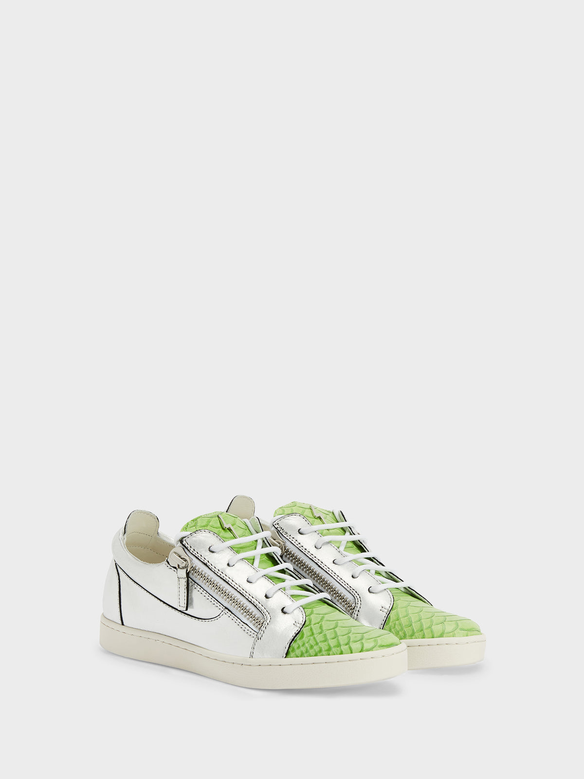 NICKI LOW TOP