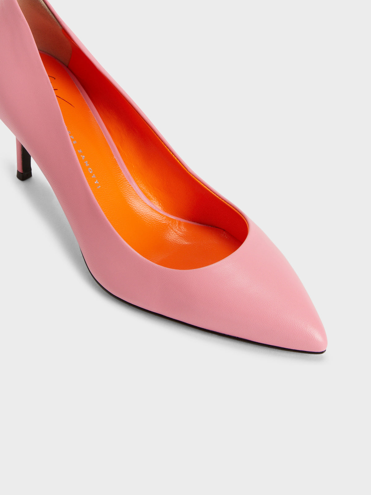 LUCREZIA PUMP 70