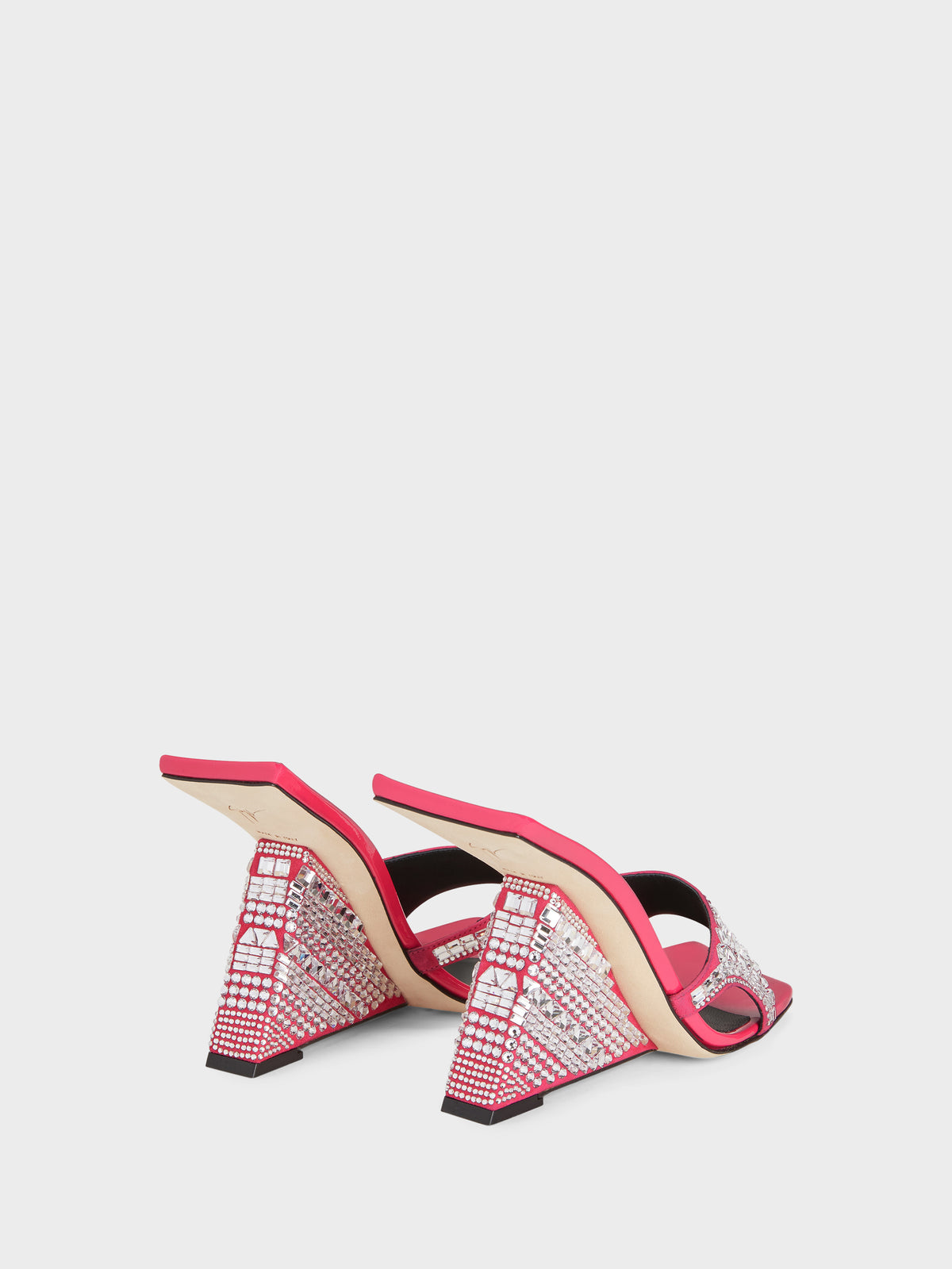 AKIRA SHINE WEDGE