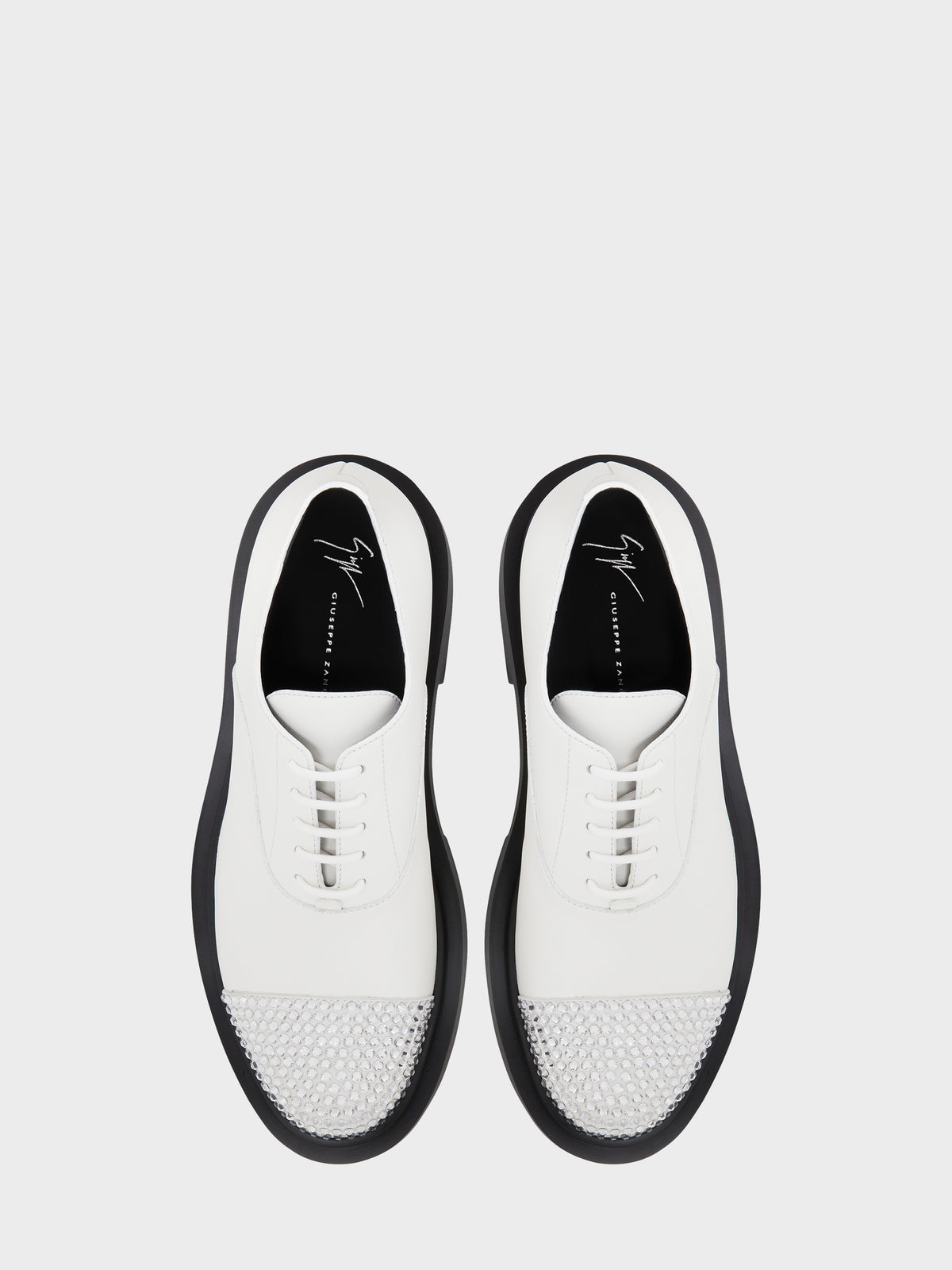 ARNHAU LACE UP