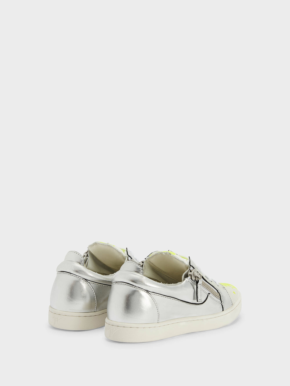 NICKI LOW TOP