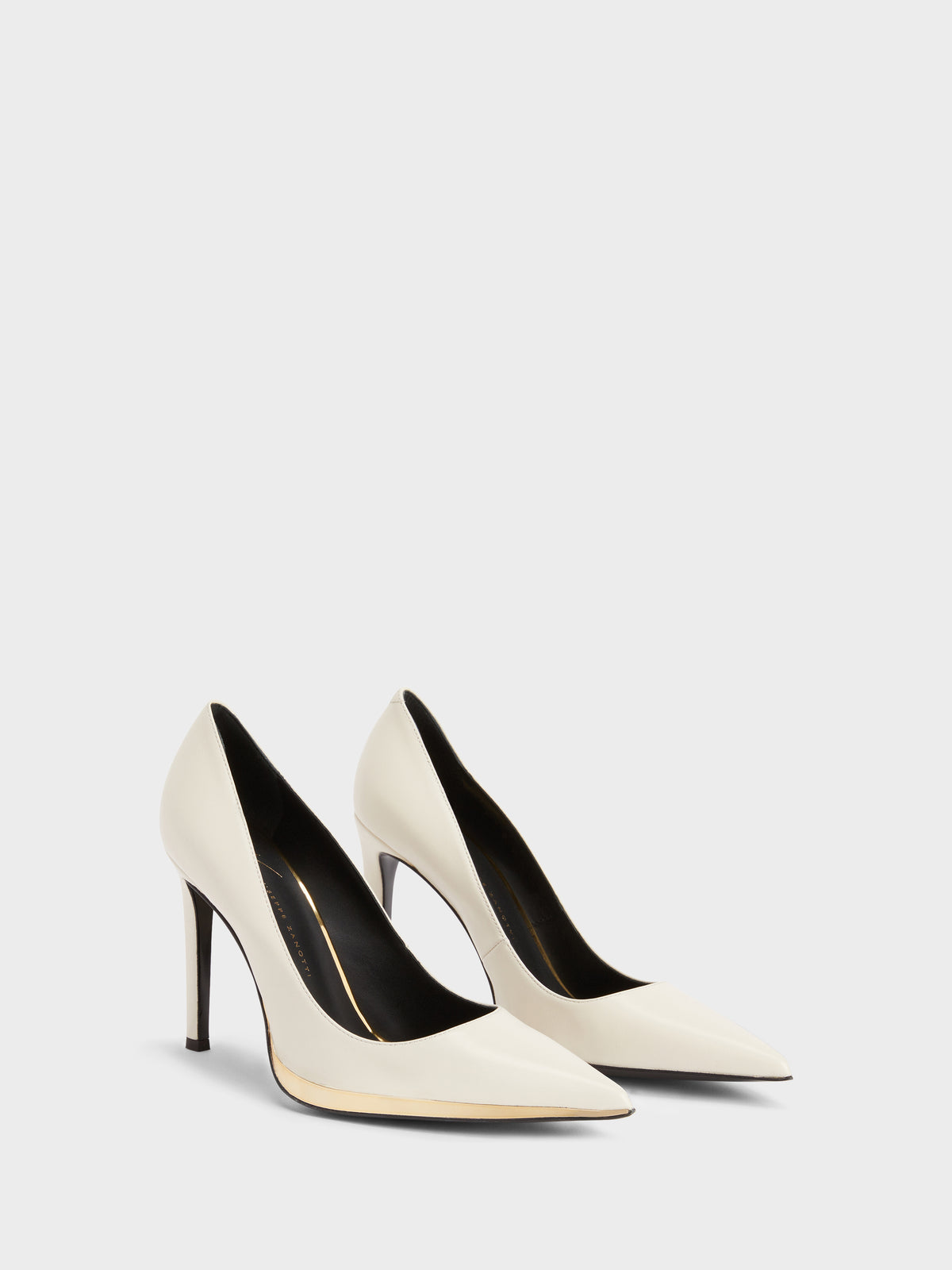 VIRGYN PUMP 105