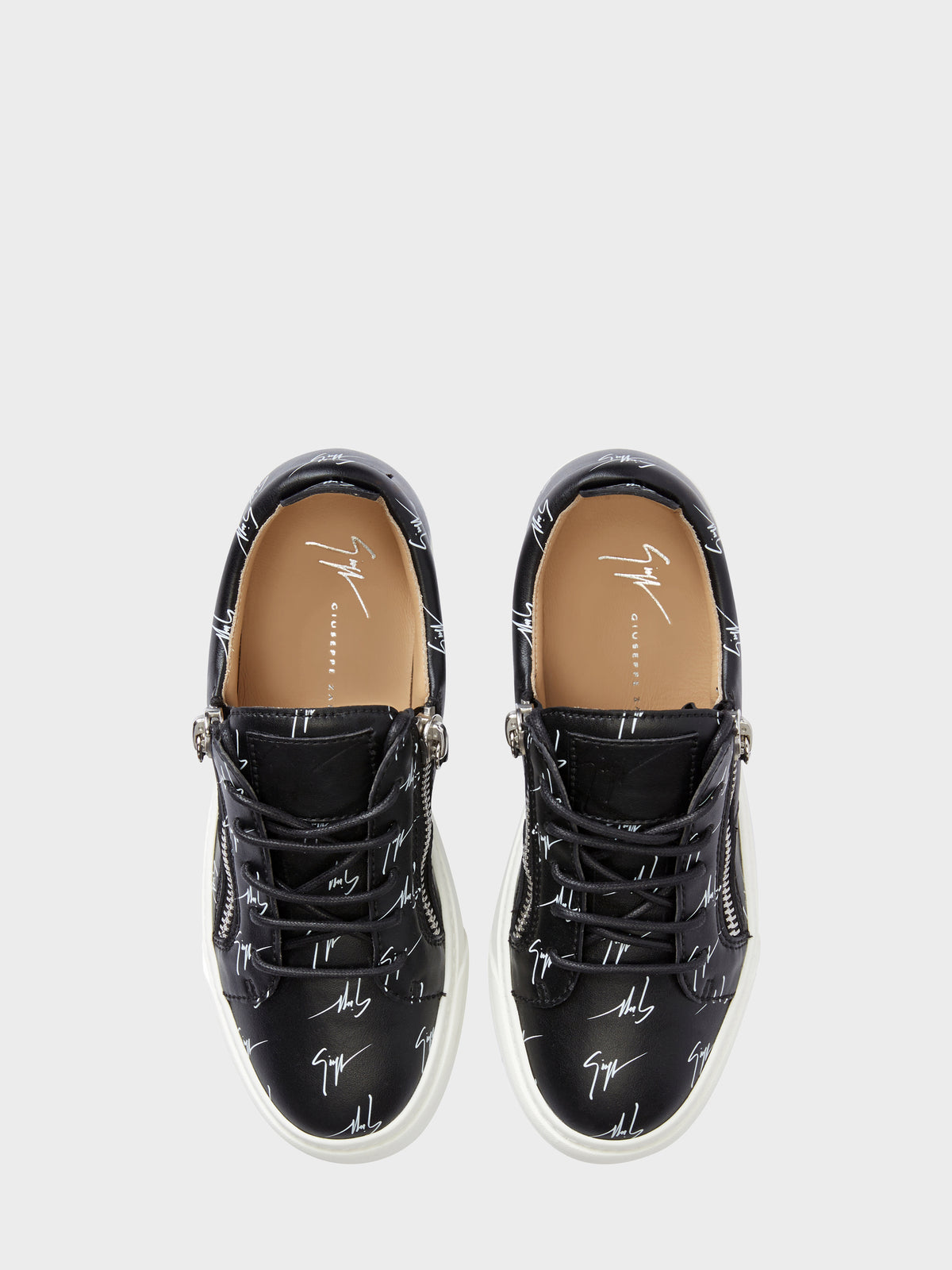 GAIL LOW TOP