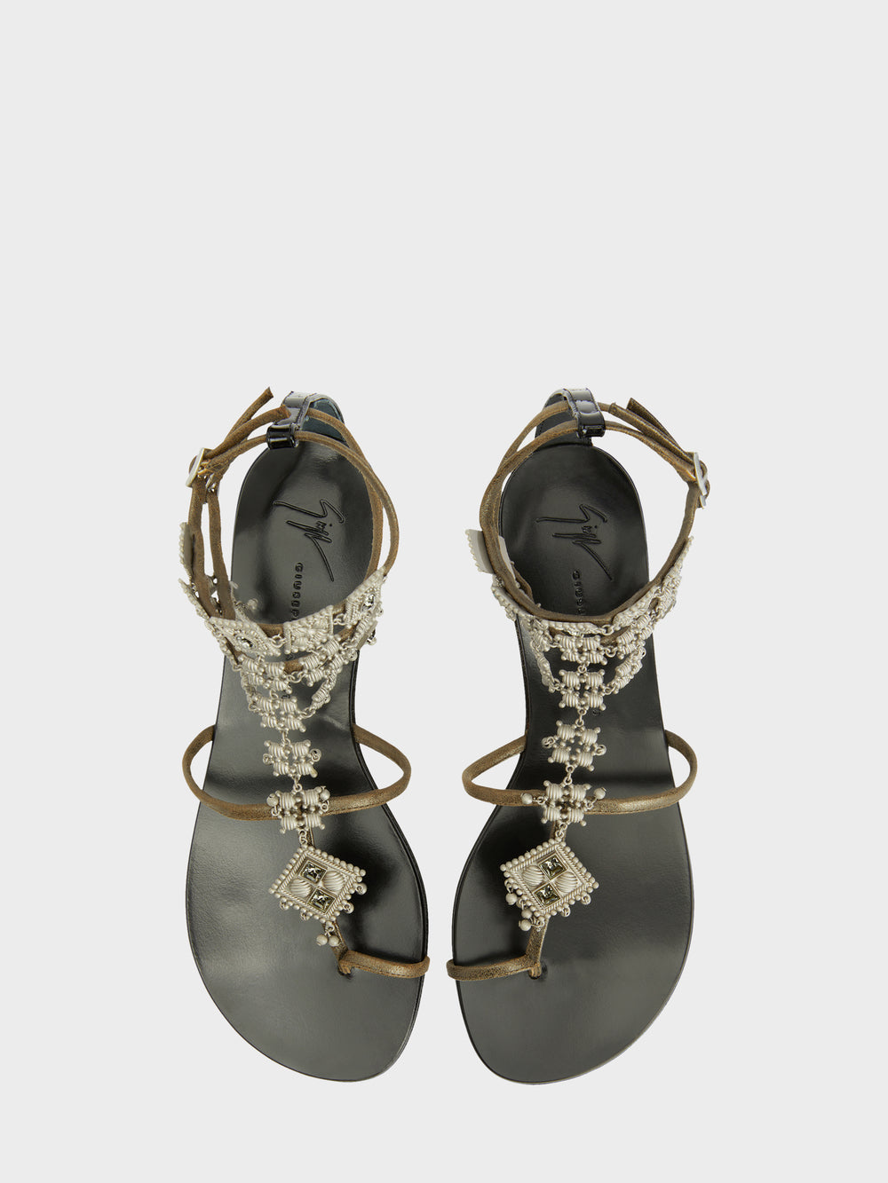 AMIRA FLAT SANDAL