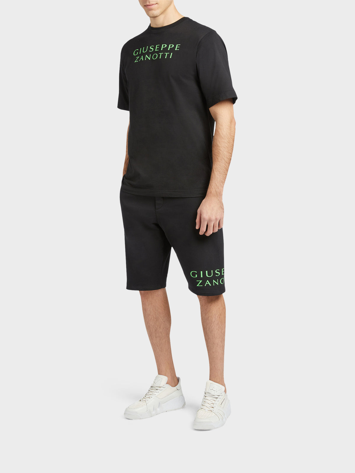 LR-43 SHORTS