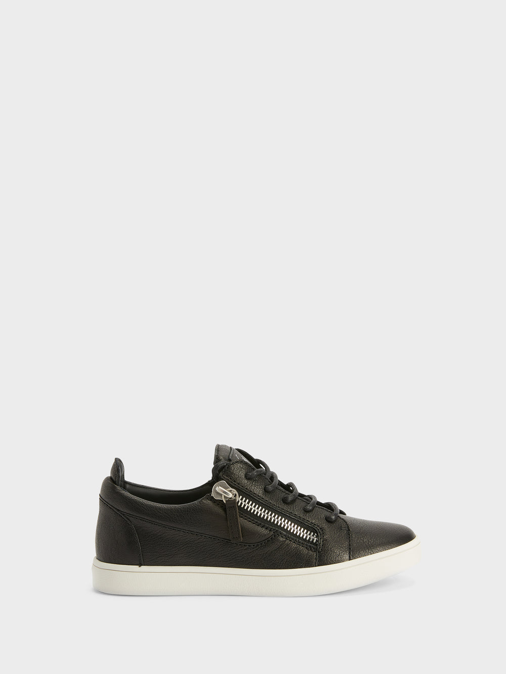 NICKI LOW TOP