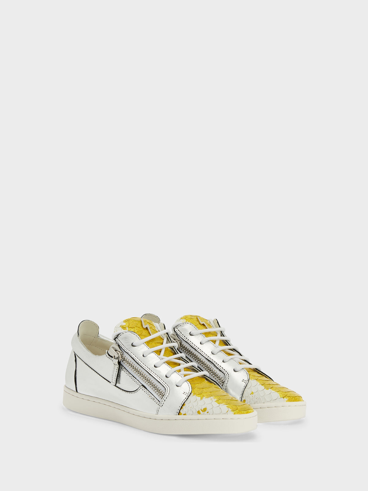 NICKI LOW TOP