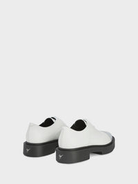 ARNHAU LACE UP