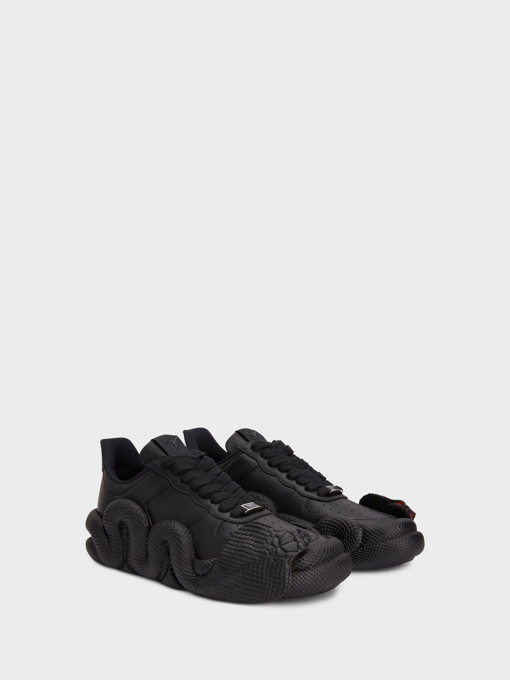 COBRAS LOW TOP