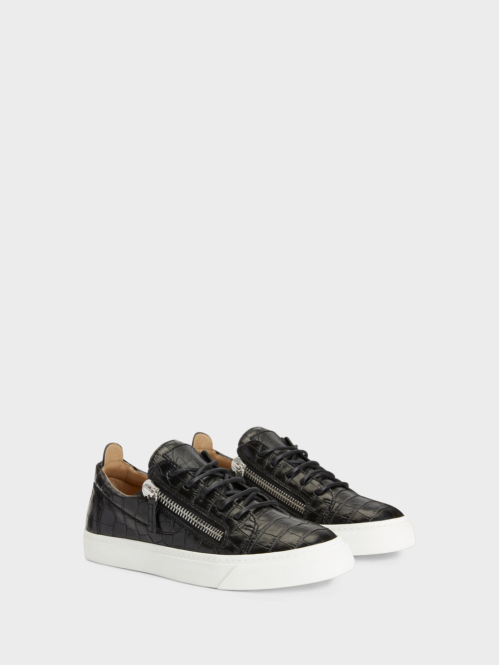 GAIL LOW TOP