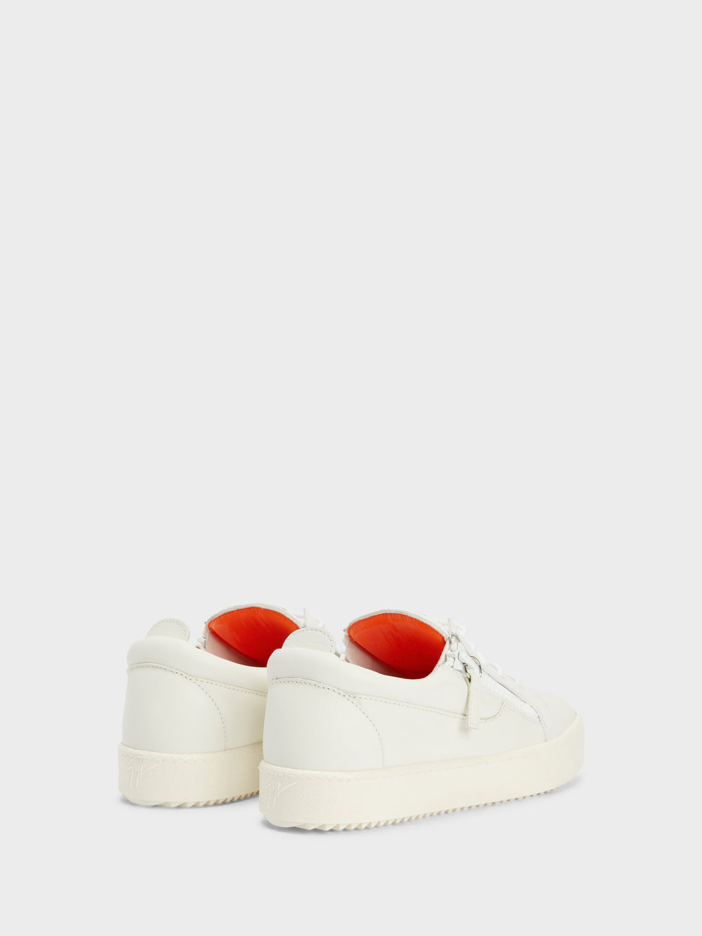 GAIL LOW TOP