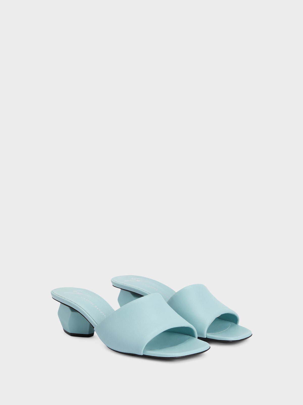 ROZALIE  MULE 45