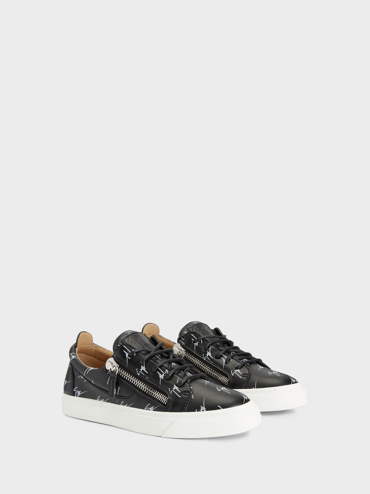 GAIL LOW TOP