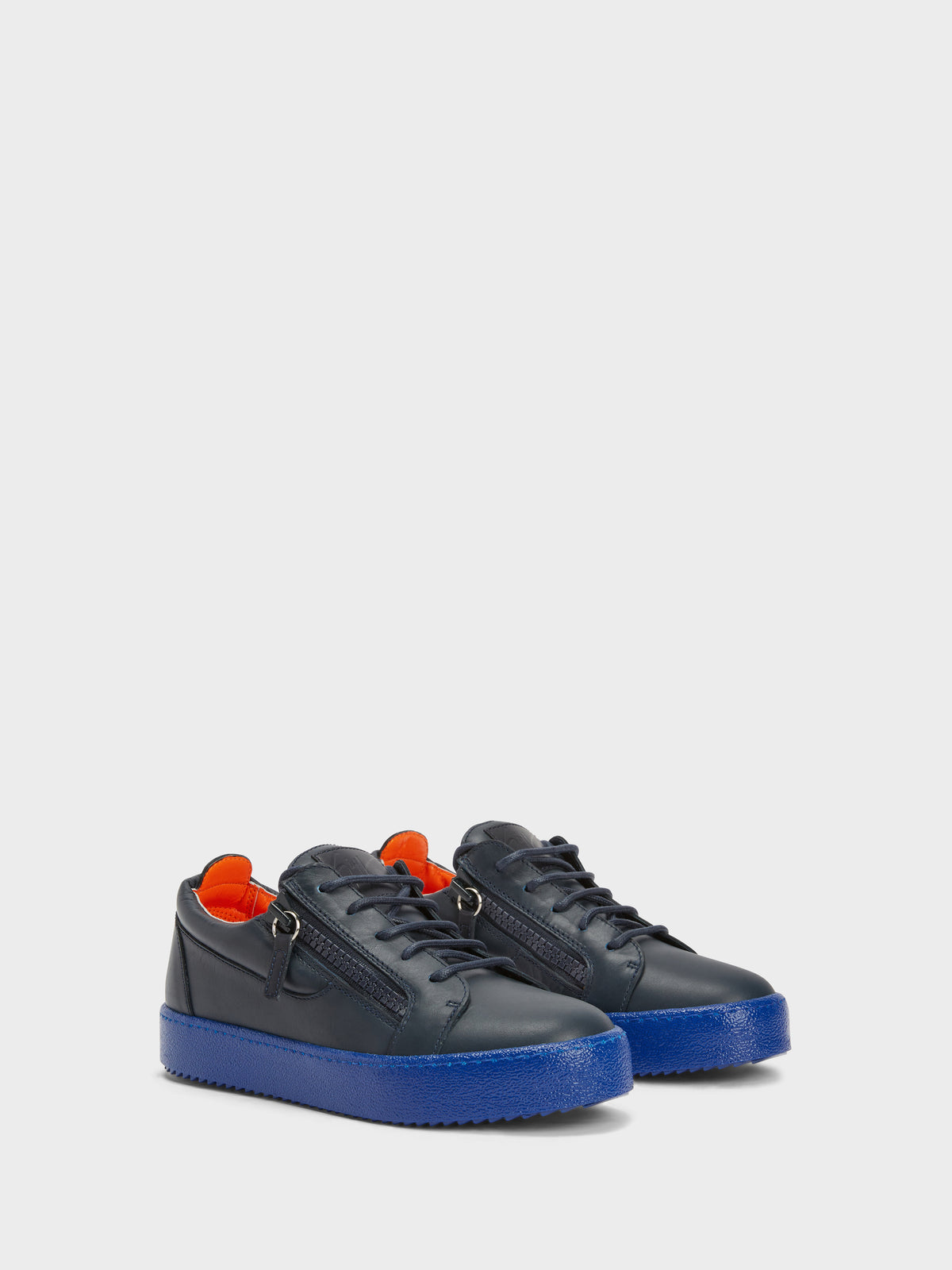 GAIL LOW TOP