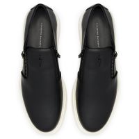 DAWSON - Black - Low-top sneakers