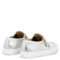 EVE - Silver - Slip ons