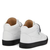 KRISS 1/2 JR. - White - Mid top sneakers