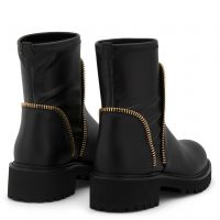 KAIA - Black - Boots