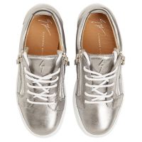 GAIL - Silver - Low-top sneakers