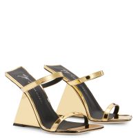 LILII BOREA - Gold - Sandals