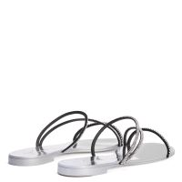 JULIANNE FLAT - Argent - Talons Plats