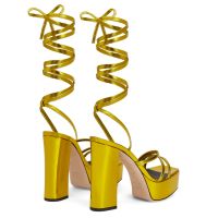 FLAVIENNE - Yellow - Sandals