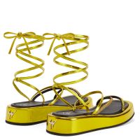 MELBURNE LACES - Yellow - Flats