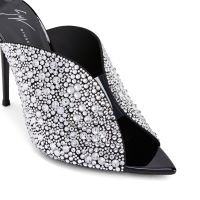 INTRIIGO SPARKLE - Black - Sandals