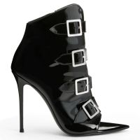 INTRIIGO BUCKLE - Black - Boots