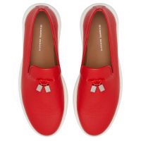 CLEM CUBE - Red - Loafers