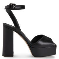 NEW BETTY - Black - Sandals