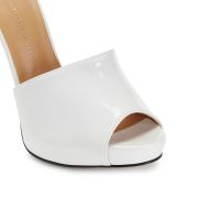 NETTIE - White - Sandals