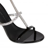 SHAULA - Black - Sandals
