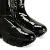 KATE GLOSS - Black - Boots