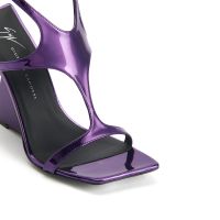 TUTANKAMON - Purple - Sandals