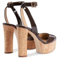 BETTY - Brown - Sandals