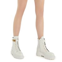 ALEXA - White - Boots