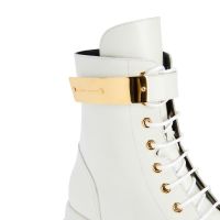 ALEXA - White - Boots