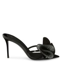 INTRIIGO CHARMANTE - Black - Sandals