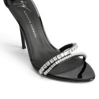 ABILEENE - Black - Sandals