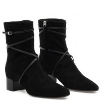 PRUE - Black - Boots
