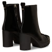 ZANDRA - Black - Boots