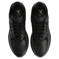 GZ RUNNER - Black - Low-top sneakers