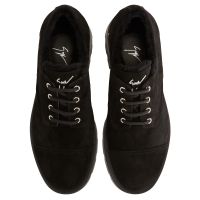 LAPLEY - Black - Lace up